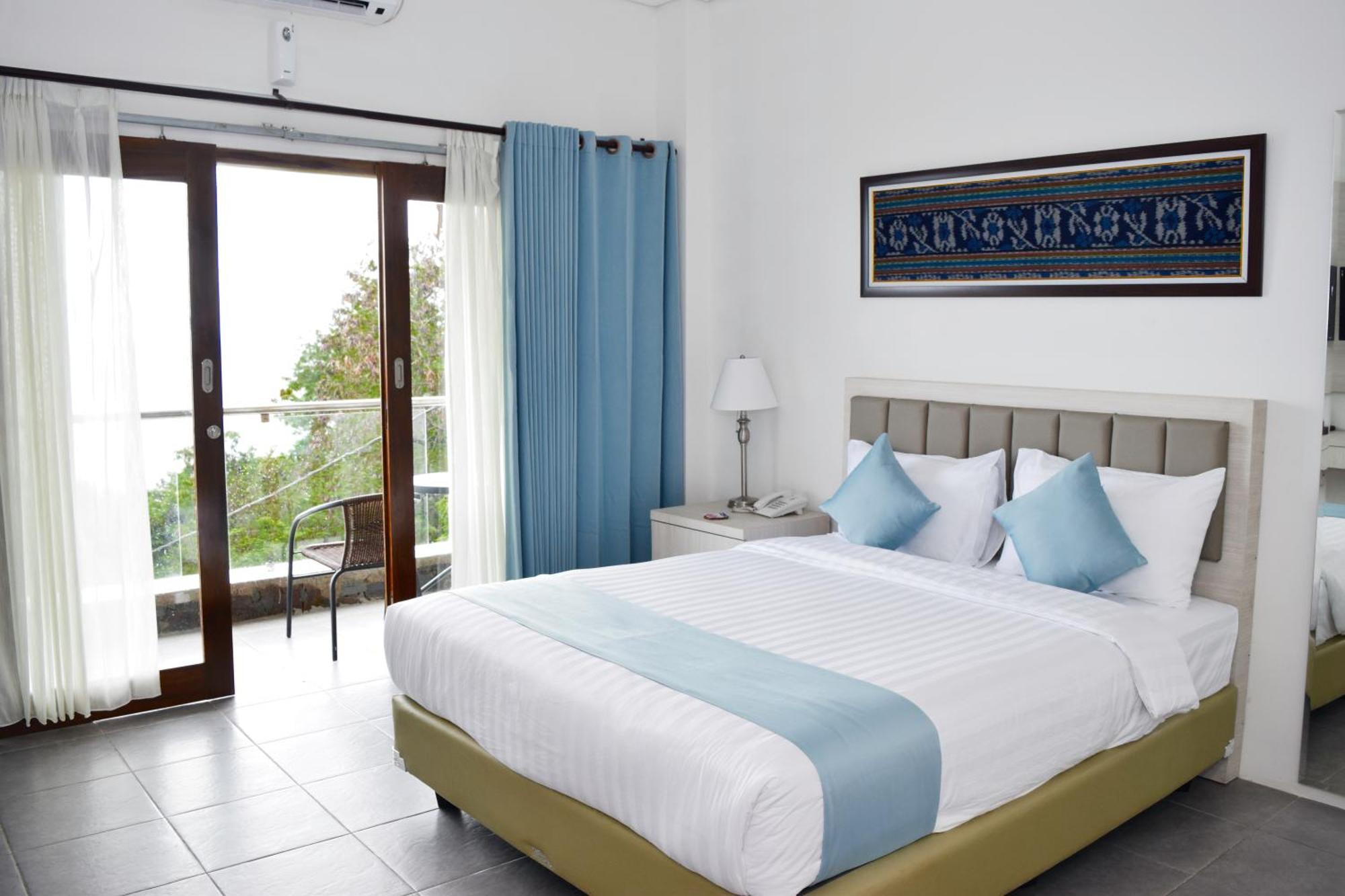 La Cecile Hotel & Cafe Komodo Labuan Bajo Zewnętrze zdjęcie